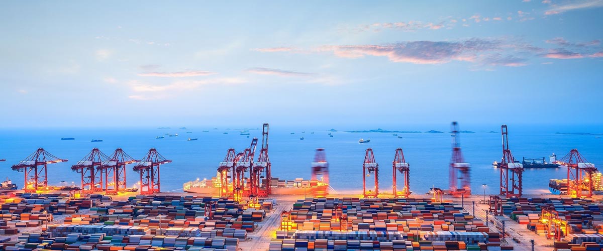 Distributing Commercial Software Through Container Images